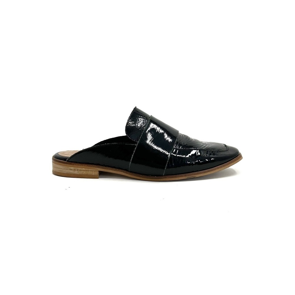 Free People | At Ease Loafers in Patent Black Size 36